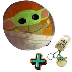 ✨ LOT – NWT Baby Yoda Keychain + 11" The Child 3D Ultra Soft Pillow Star Wars